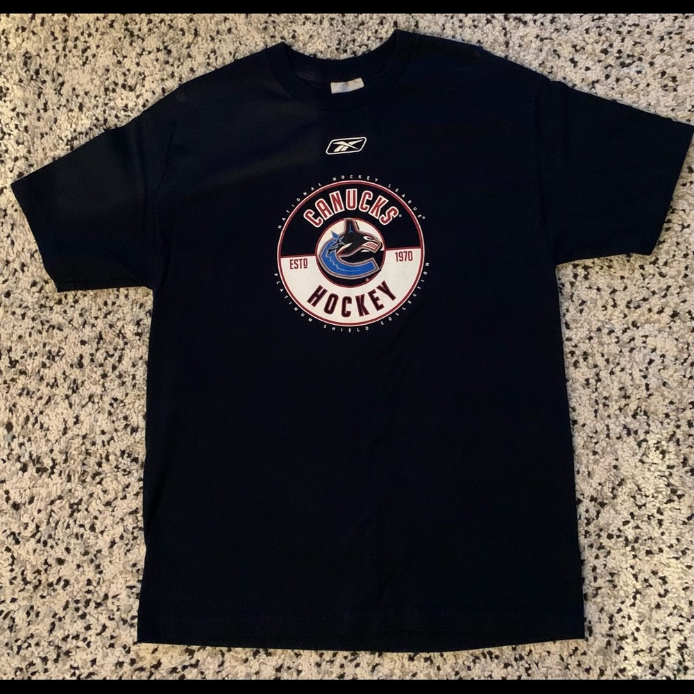 Brand new Reebok Vancouver Canucks T-Shirt